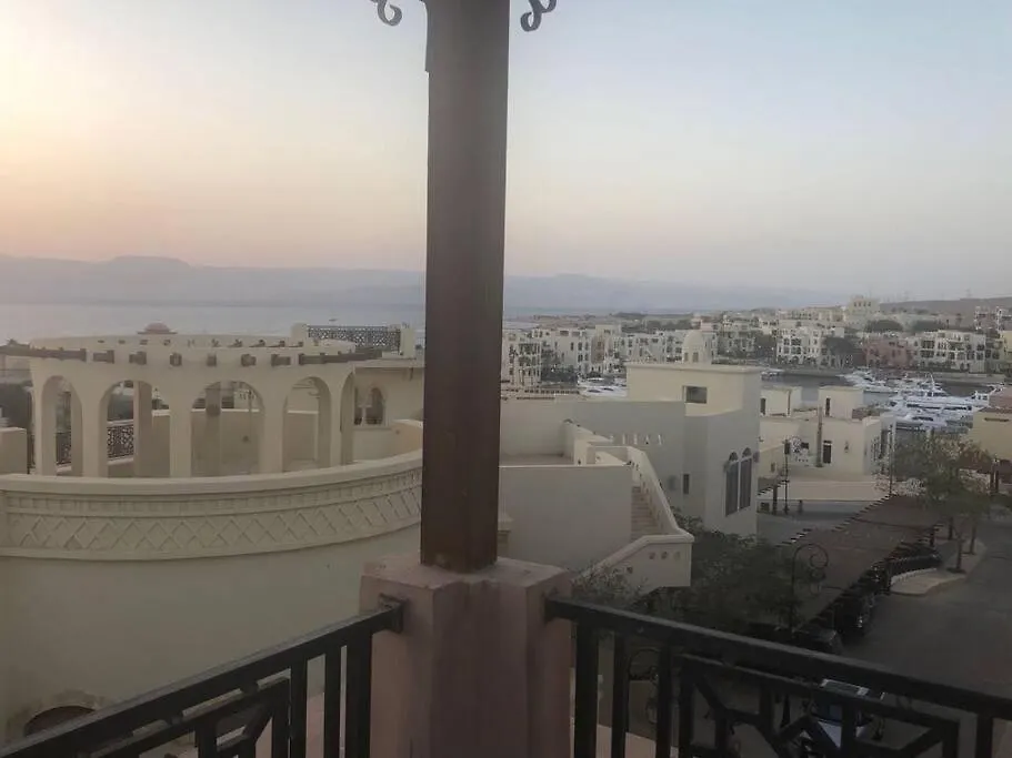 Charming Sea & Marina View Lägenhet Aqaba